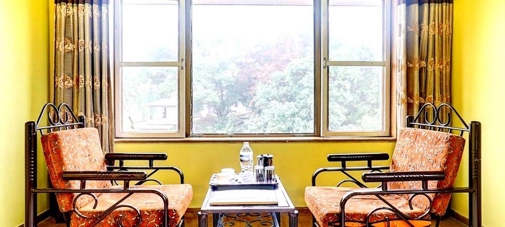 Mountview Resort 로나발라 외부 사진