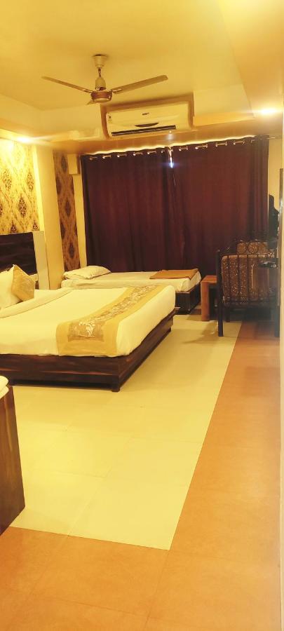 Mountview Resort 로나발라 외부 사진