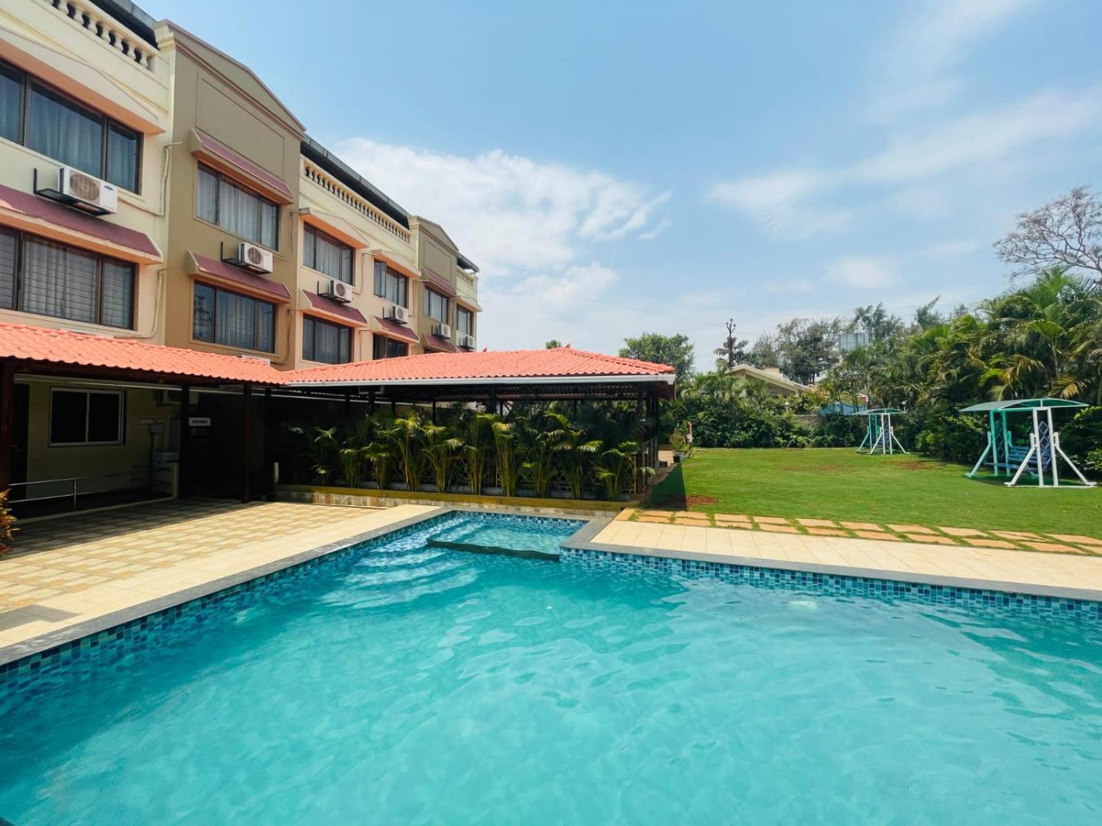 Mountview Resort 로나발라 외부 사진